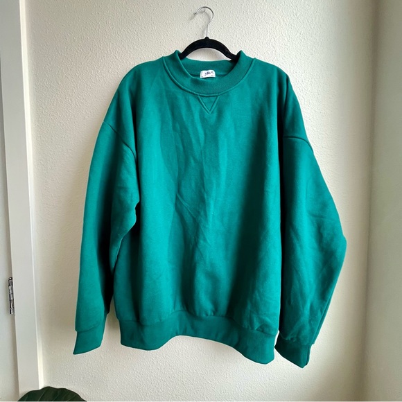 Yllw the Label Roses are Red Crewneck Sweatshirt - Picture 2 of 5